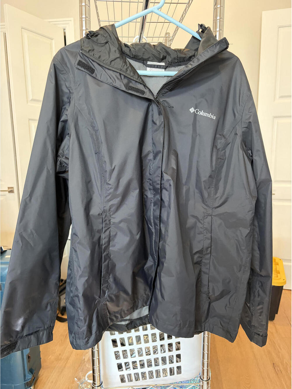 Columbia Women's Sportswear Company Windbreaker size XL